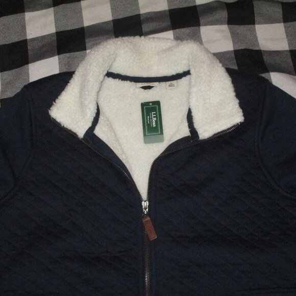 NWT LL Bean Quilted Sherpa Lined Jacket Classic Navy LARGE - Picture 2 of 3